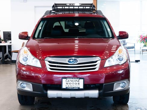 Used 2012 Subaru Outback 2.5i Limited w/ Moonroof Pkg image 2