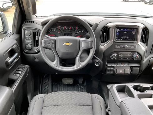 Certified 2026 Chevrolet Silverado 1500 W/T w/ WT Value Package image 6