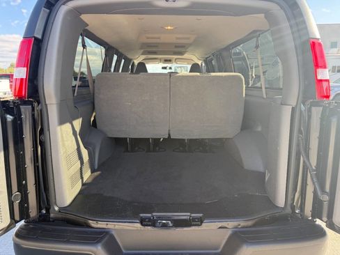 Used 2023 Chevrolet Express 3500 LS image 22