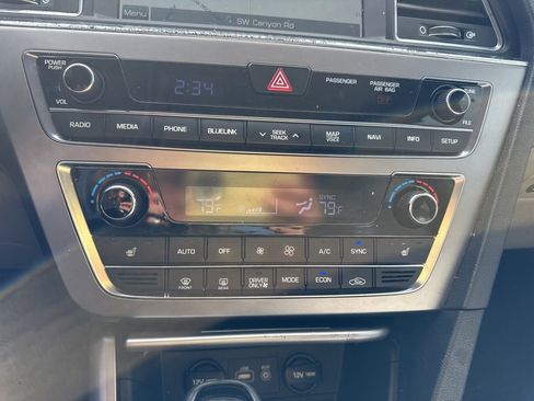 Used 2016 Hyundai Sonata Plug-In Hybrid image 23