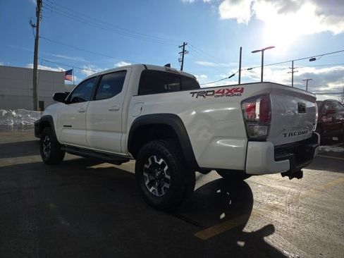 Used 2023 Toyota Tacoma TRD Off-Road image 5
