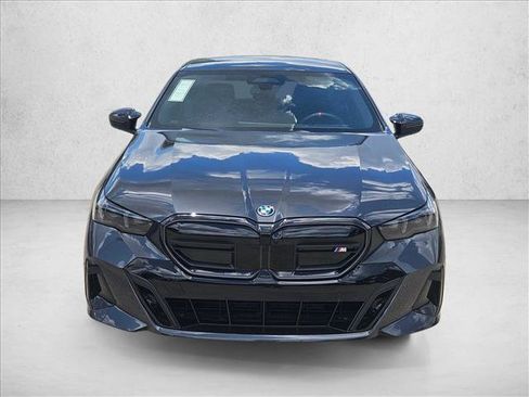 New 2026 BMW i5 M60 w/ Executive Package AWD/4WD image 2