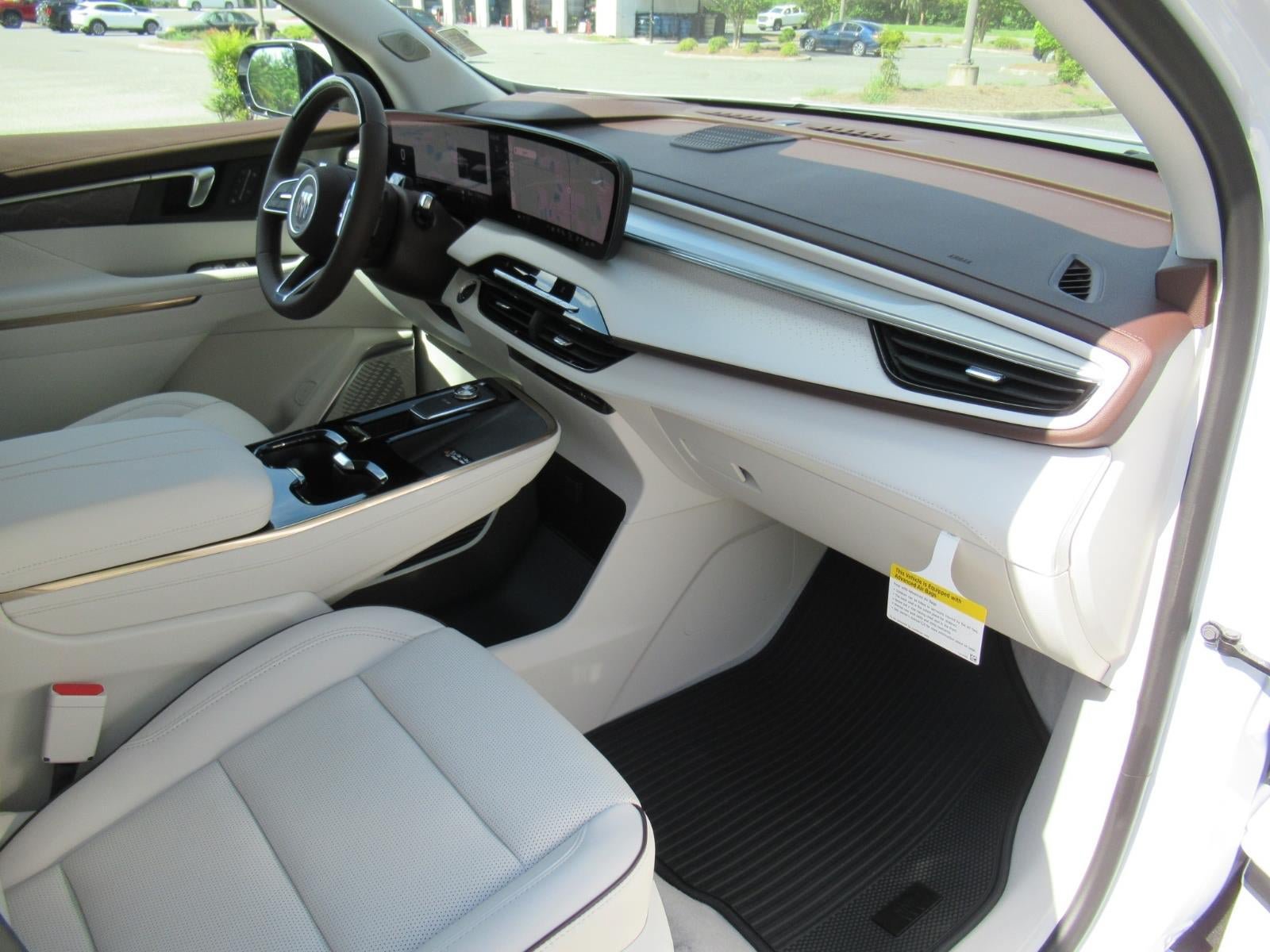 New 2026 Buick Enclave Avenir w/ Super Cruise Package FWD image 12