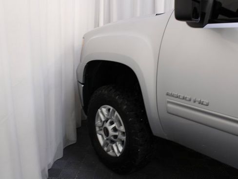 Used 2011 GMC Sierra 2500 SLT w/ Snow Plow Prep Package image 26