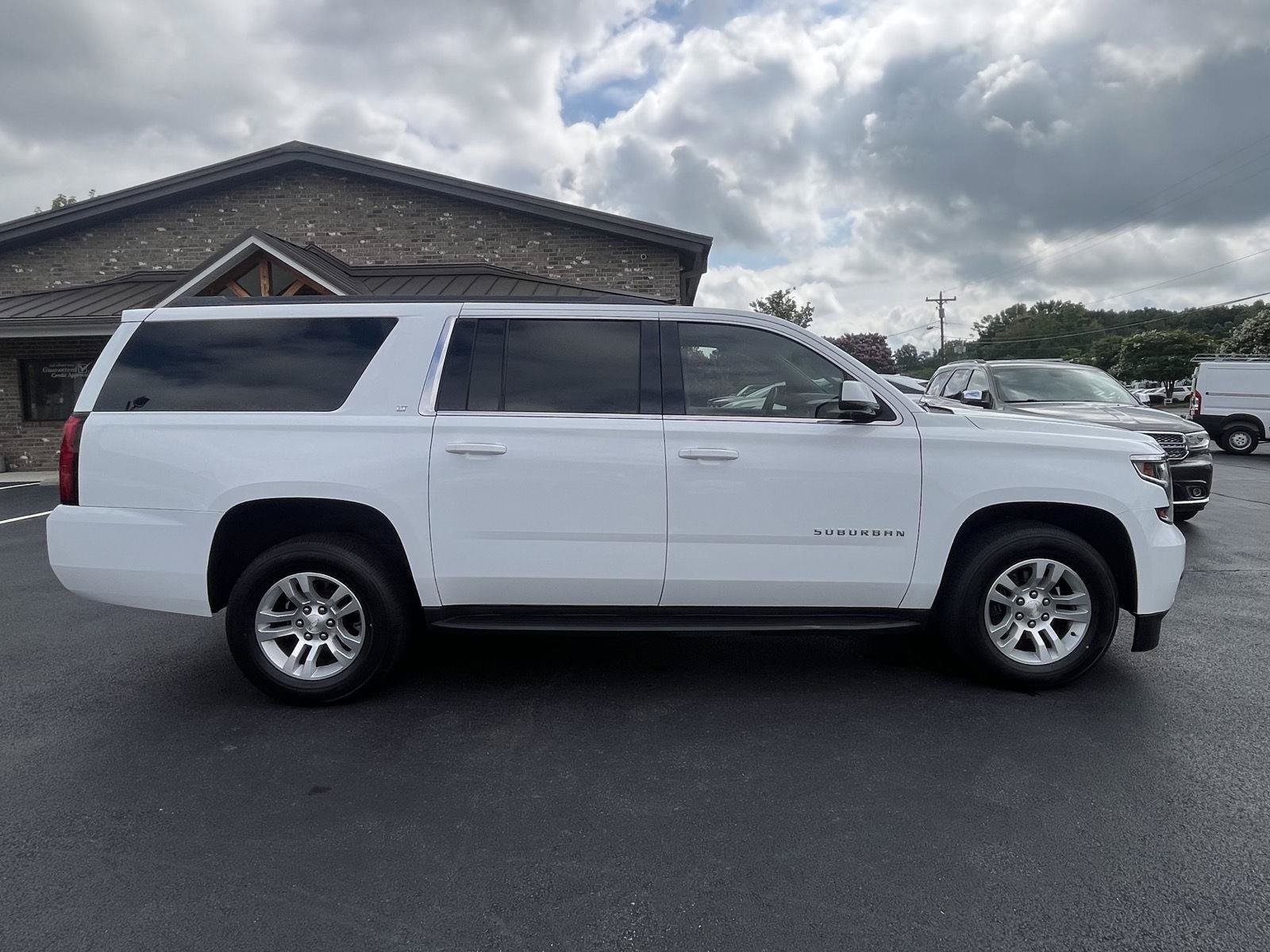 Used 2019 Chevrolet Suburban LT AWD/4WD image 27