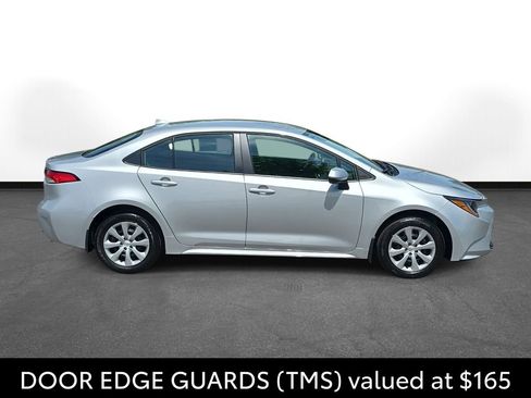 Used 2026 Toyota Corolla LE FWD image 4