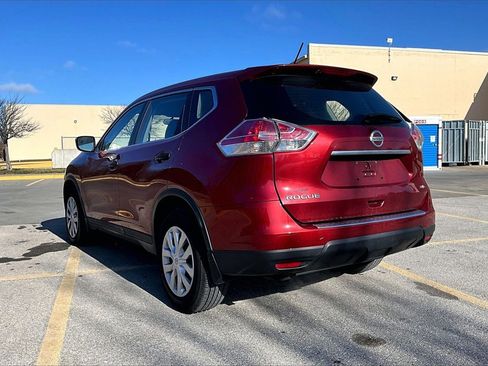 Used 2016 Nissan Rogue S image 4