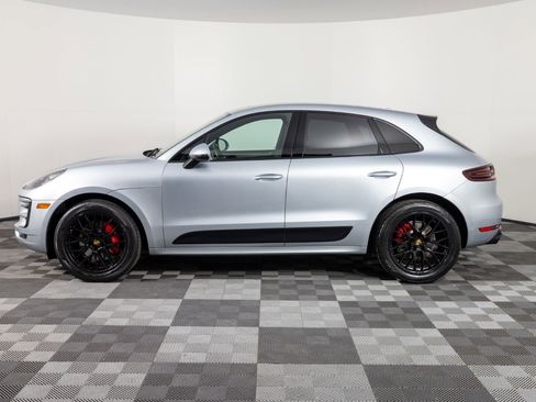Used 2017 Porsche Macan GTS image 3