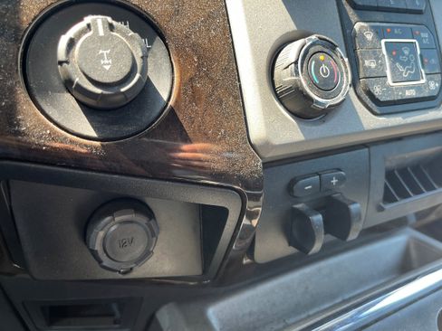 Used 2013 Ford F350 Platinum AWD/4WD image 16
