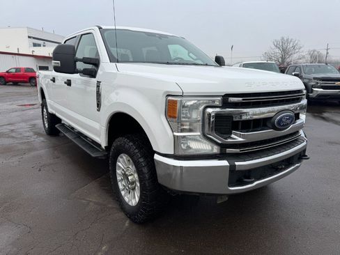 Used 2020 Ford F350 XLT w/ Camper Package image 7
