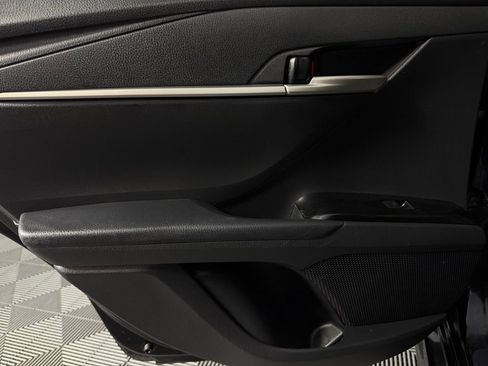 Used 2025 Toyota Camry LE image 26