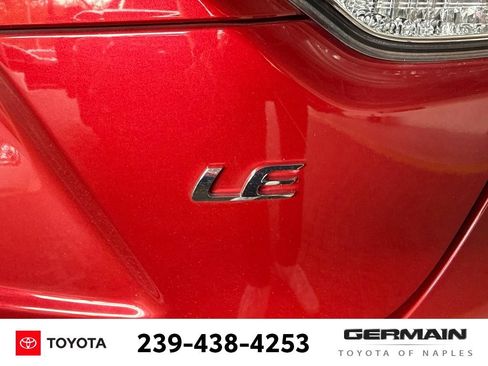 Used 2020 Toyota Corolla LE FWD image 7