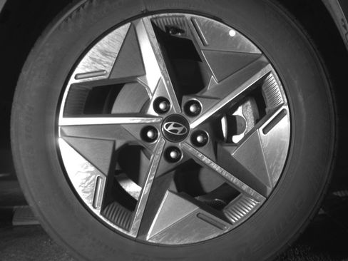 Used 2025 Hyundai Tucson SEL FWD image 13