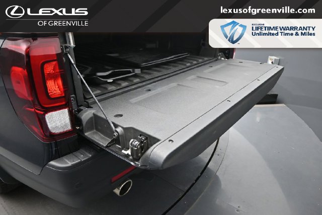Used 2025 Honda Ridgeline Black Edition image 34