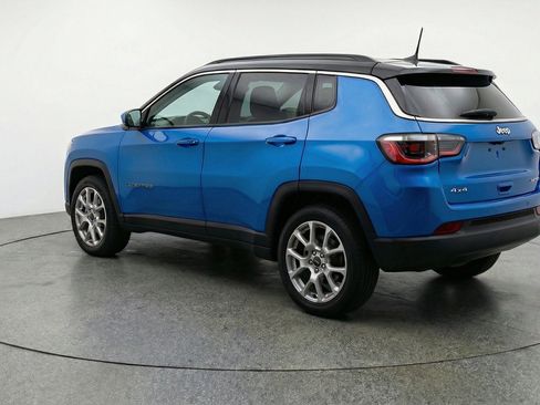 Used 2025 Jeep Compass Limited AWD/4WD image 6