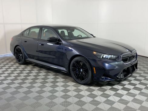 New 2026 BMW M5 image 6