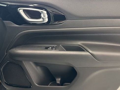 New 2026 Jeep Compass Limited image 25