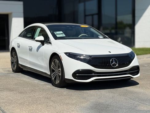 Used 2022 Mercedes-Benz EQS 450+ Sedan image 9