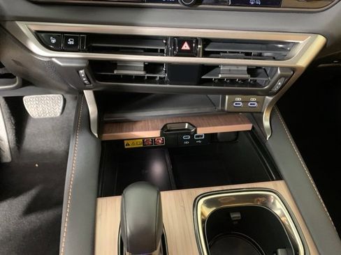 Used 2024 Lexus RX 350 Premium Plus w/ Convenience Package image 12