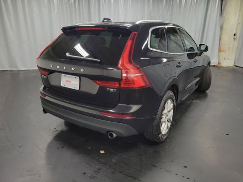 Used 2021 Volvo XC60 T5 Momentum image 8