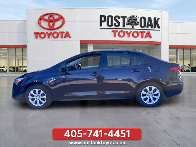 New 2027 Toyota Corolla LE FWD image 2