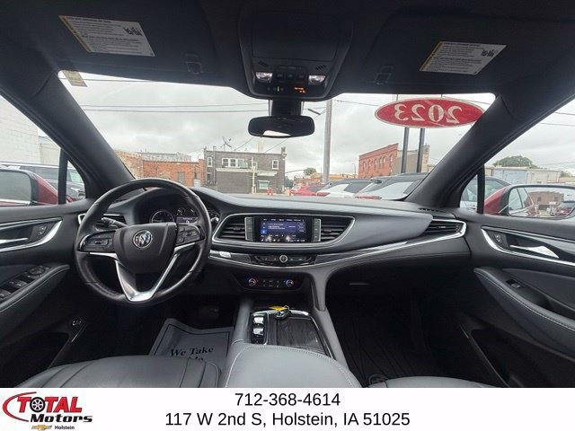 Used 2023 Buick Enclave Essence w/ Experience Buick Package AWD/4WD image 17