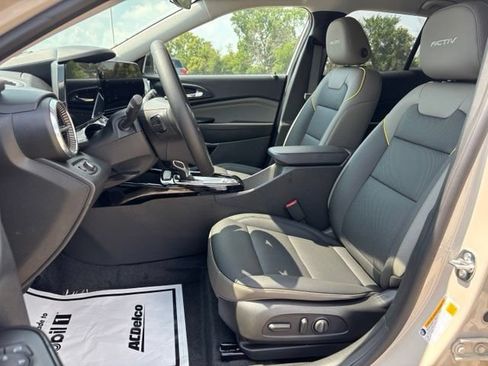 New 2026 Chevrolet Trax ACTIV w/ Driver Confidence Package FWD image 16