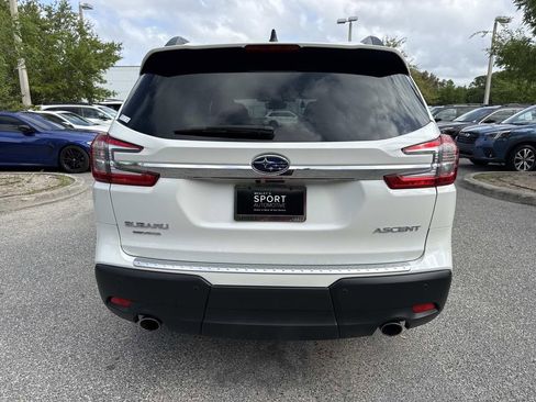 Used 2025 Subaru Ascent Premium w/ Premium Package image 4