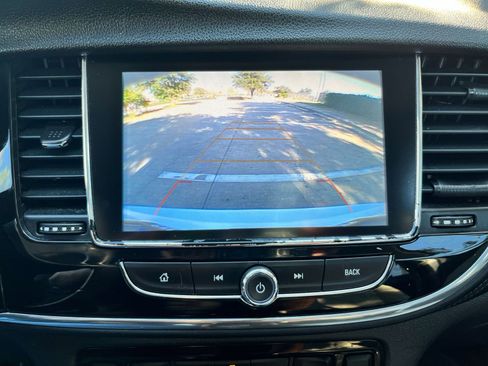 Used 2020 Buick Encore Preferred image 26