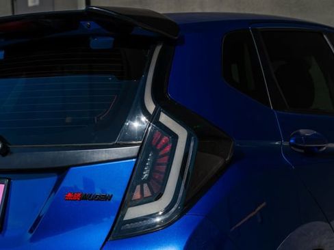 Used 2018 Honda Fit EX image 57