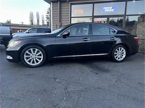 Used 2008 Lexus LS 460 image 4