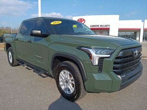 Used 2022 Toyota Tundra SR5 w/ Convenience Package image 1