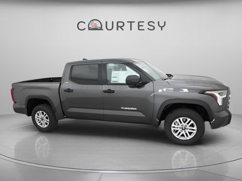 New 2025 Toyota Tundra SR5 image 29