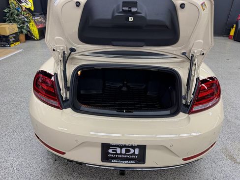 Used 2019 Volkswagen Beetle 2.0T Final Edition SEL FWD image 22