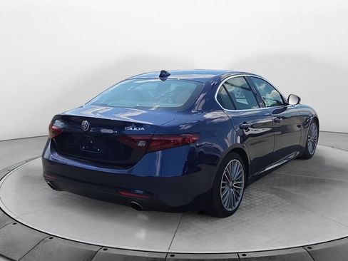 Used 2017 Alfa Romeo Giulia Ti w/ TI Lusso Package RWD image 5