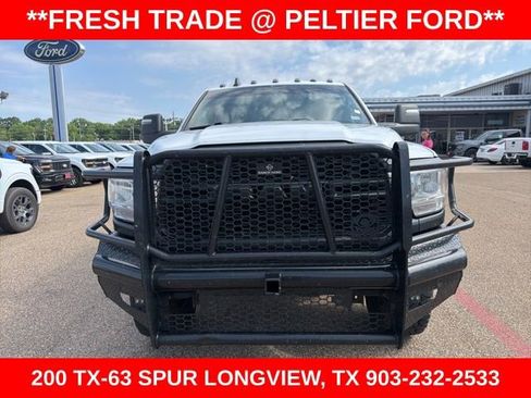 Used 2024 RAM 2500 Tradesman w/ Chrome Appearance Group AWD/4WD image 2