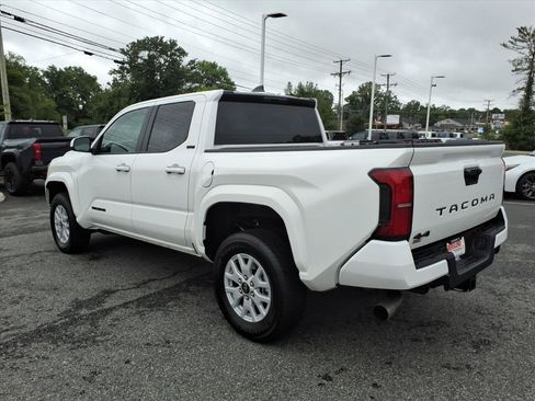 New 2026 Toyota Tacoma SR5 AWD/4WD image 7