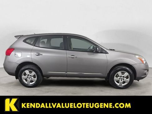 Used 2013 Nissan Rogue S AWD/4WD image 6