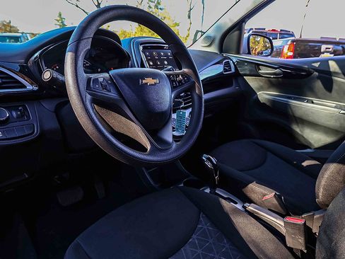 Used 2021 Chevrolet Spark LT w/ Spark Special Edition image 7