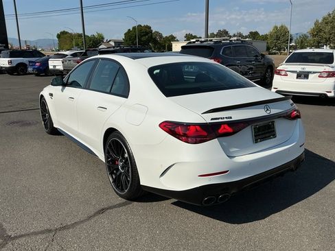 New 2026 Mercedes-Benz E 53 AMG e 4MATIC Sedan image 10
