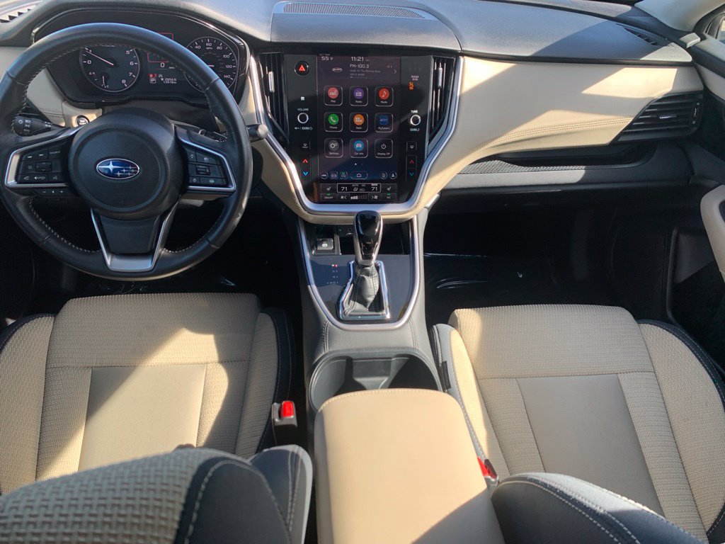 Used 2025 Subaru Outback Premium AWD/4WD image 9