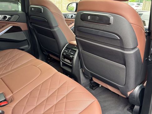 Used 2025 BMW X5 M60i AWD/4WD image 49