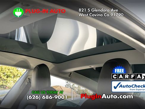 Used 2019 Tesla Model 3 Standard Range Plus image 8