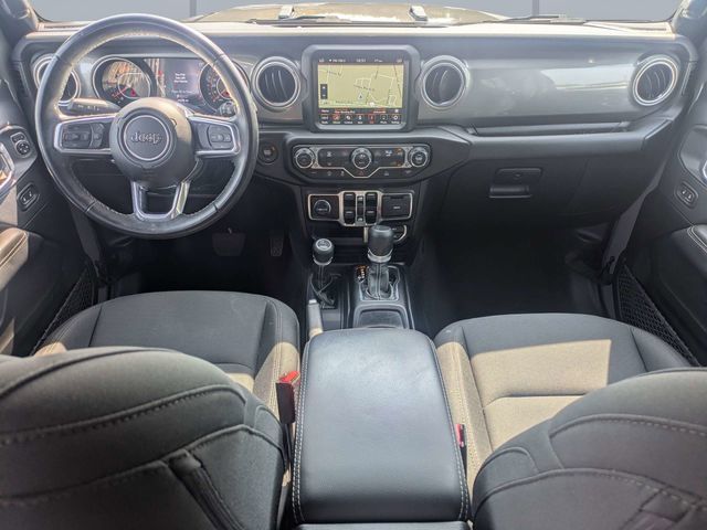 Used 2022 Jeep Wrangler Unlimited Sahara w/ LED Lighting Group AWD/4WD image 15