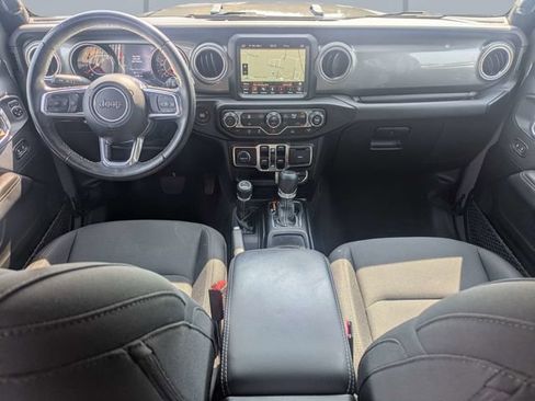 Used 2022 Jeep Wrangler Unlimited Sahara w/ LED Lighting Group AWD/4WD image 15