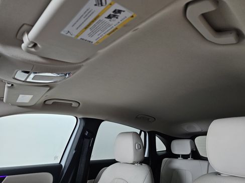 Used 2021 Mercedes-Benz GLA 250 4MATIC image 11