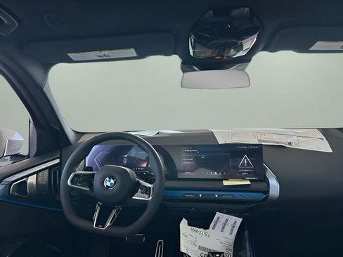 Used 2026 BMW X3 xDrive30 w/ M Sport Package image 25