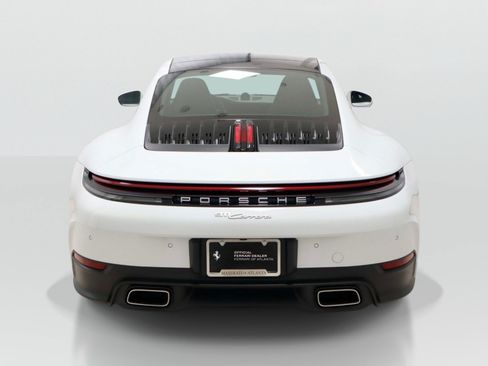 Used 2025 Porsche 911 Carrera RWD image 4