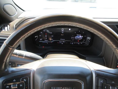 Certified 2022 GMC Yukon Denali AWD/4WD image 36