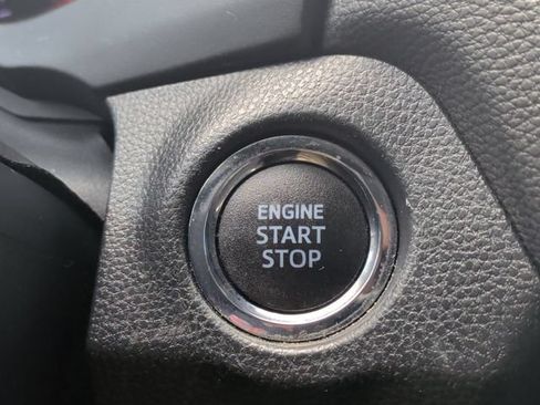 Used 2021 Toyota RAV4 XLE Premium AWD/4WD image 24